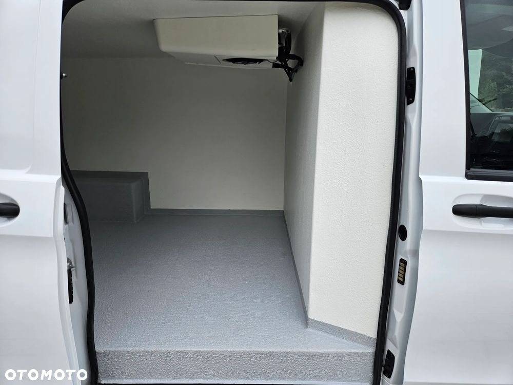 Mercedes-Benz VITO EXTRA Long Chłodnia SalonPL FV23% - 32