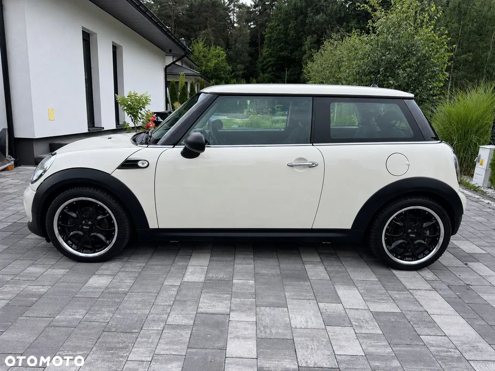 MINI ONE - 6