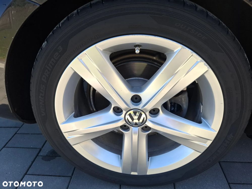 Volkswagen Passat - 15
