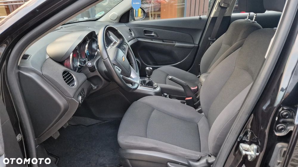 Chevrolet Cruze 1.8 LT+ - 21