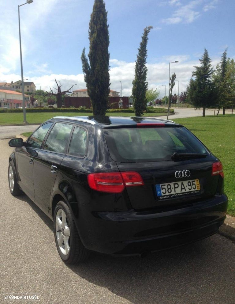 Audi A3 Sportback 1.6 TDI S line Sport Pack - 3