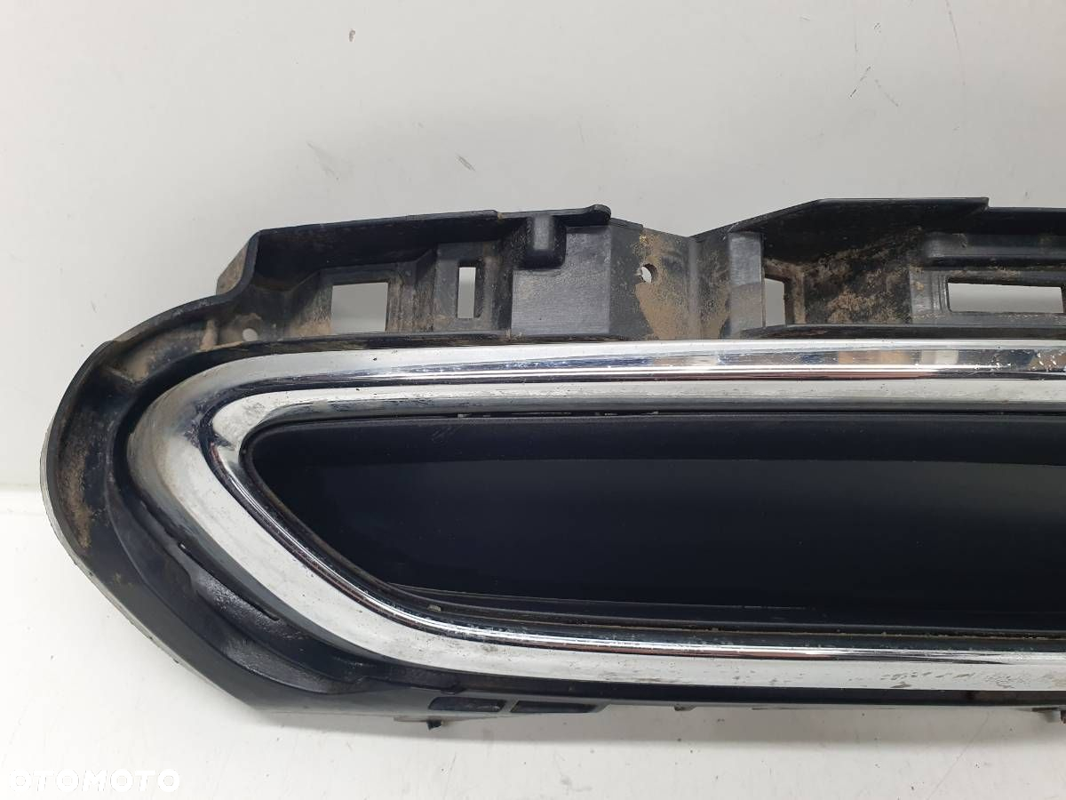 ZAŚLEPKA WYDECHU KRATKA ZDERZAKA TYŁ TYLNA LEWA VW ARTEON 3G0807763 - 2