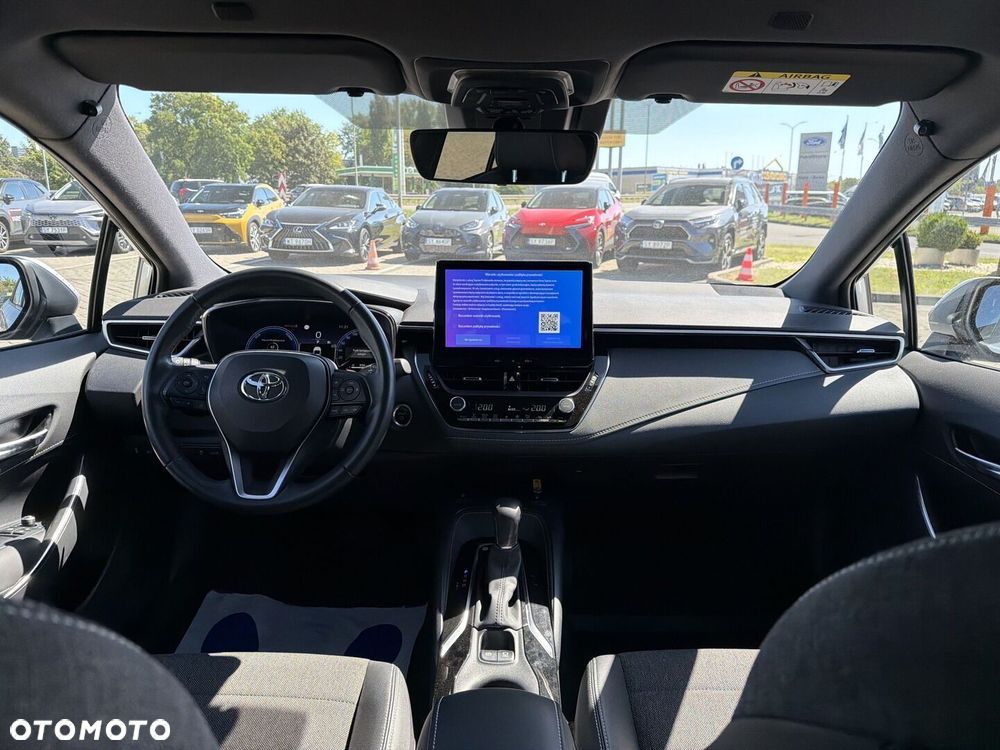 Toyota Corolla 2.0 Hybrid Style - 17