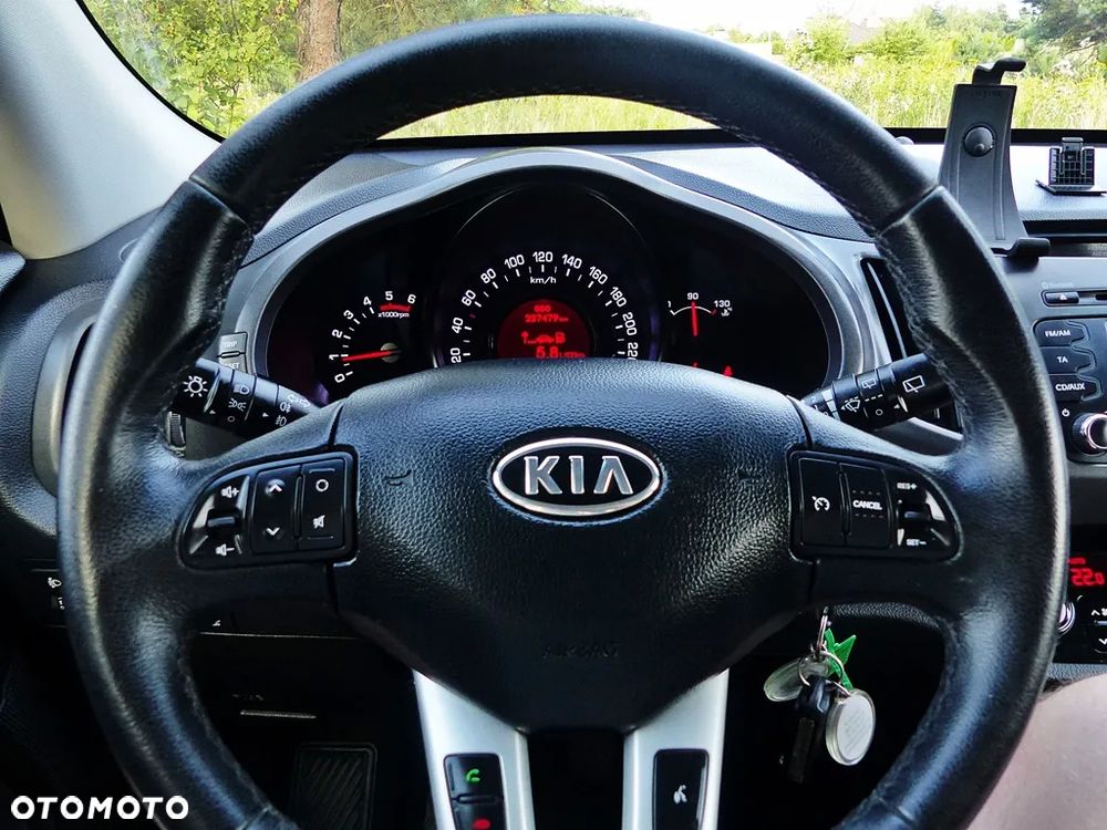 Kia Sportage 1.7 CRDI 2WD ISG Dream-Team Edition - 27