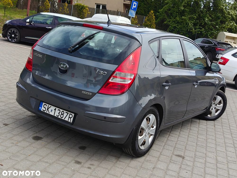 Hyundai i30 i30cw 1.6 CRDi Edition Plus - 3