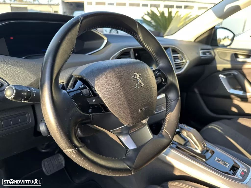 Peugeot 308 SW - 13