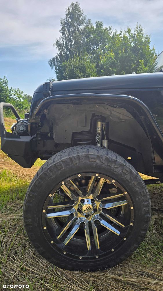 Jeep Wrangler - 3