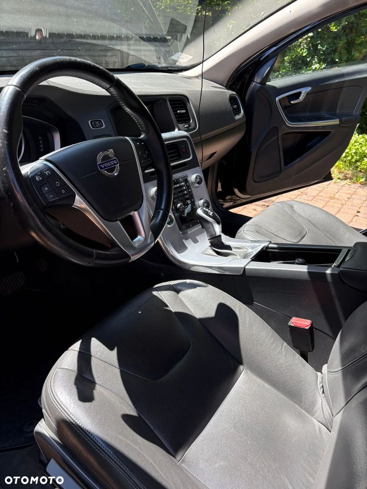 Volvo S60 D2 Drive-E Dynamic Edition (Kinetic) - 5