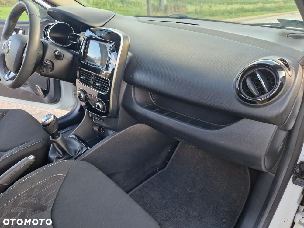 Renault Clio 0.9 TCe Limited - 25