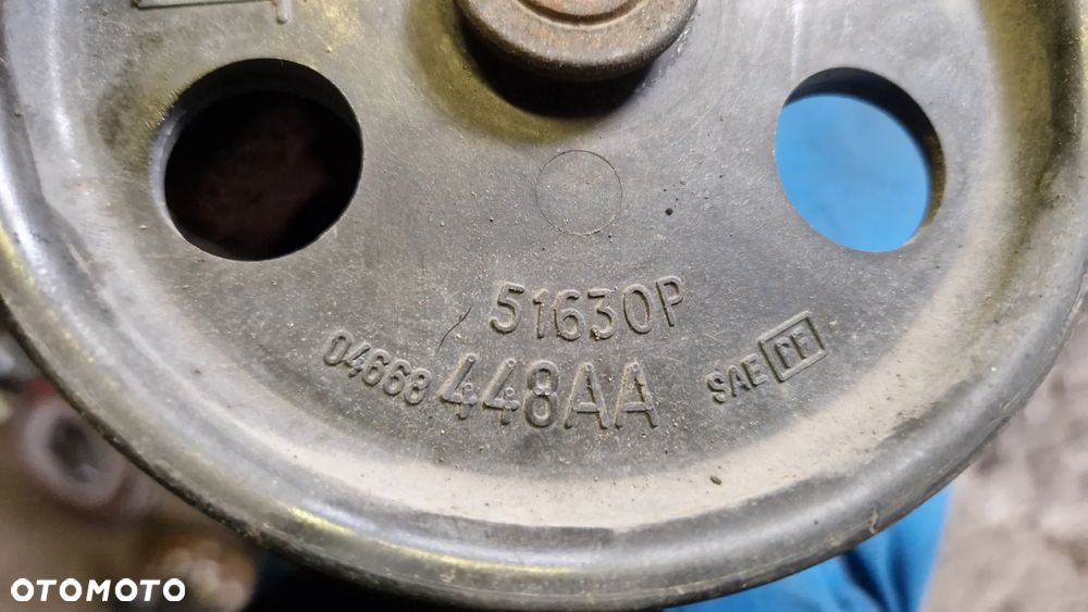 CHRYSLER PT CRUISER 2.0 2.4 POMPA WSPOMAGANIA 04668448AA - 3