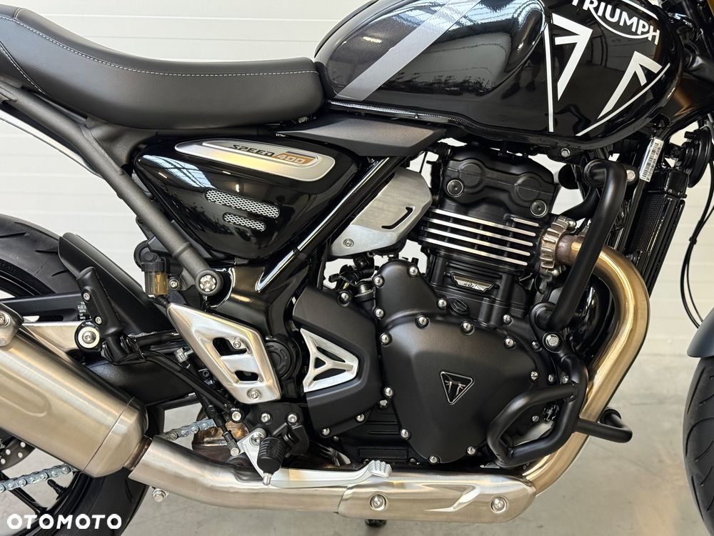 Triumph Inny - 13
