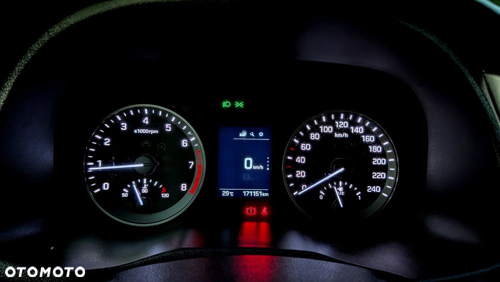 Hyundai Tucson 1.6 GDI BlueDrive Design 2WD - 35