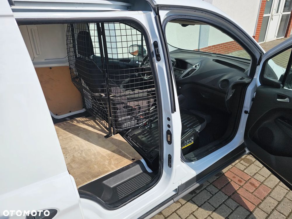 Ford Courier - 8