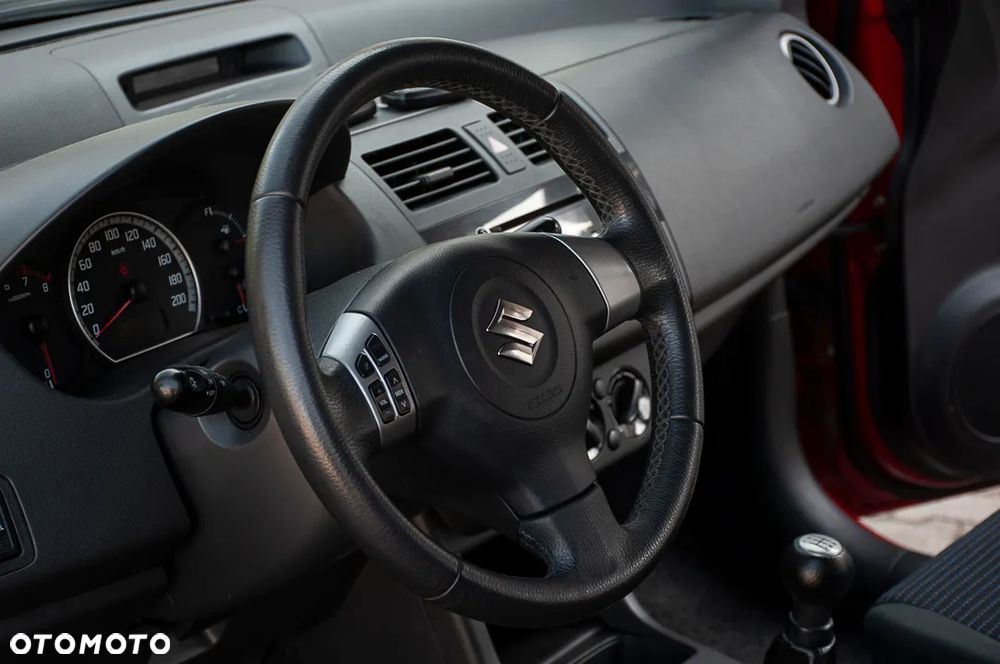 Suzuki Swift 1.3 Comfort - 29