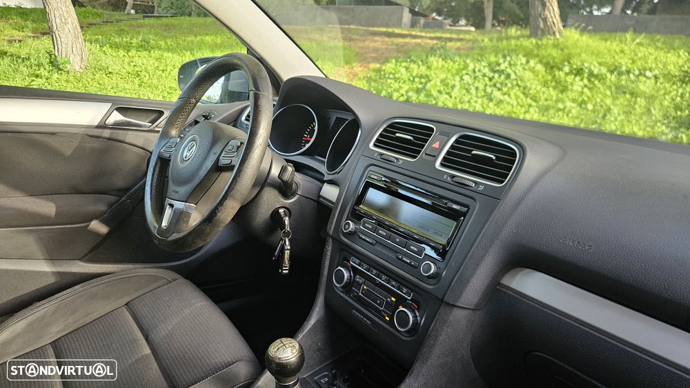 VW Golf 1.6 TDi Confortline - 20