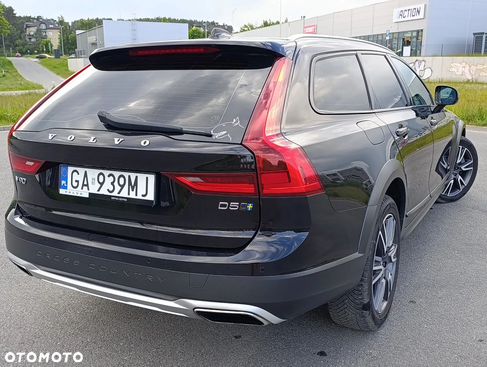 Volvo V90 Cross Country D5 AWD - 4