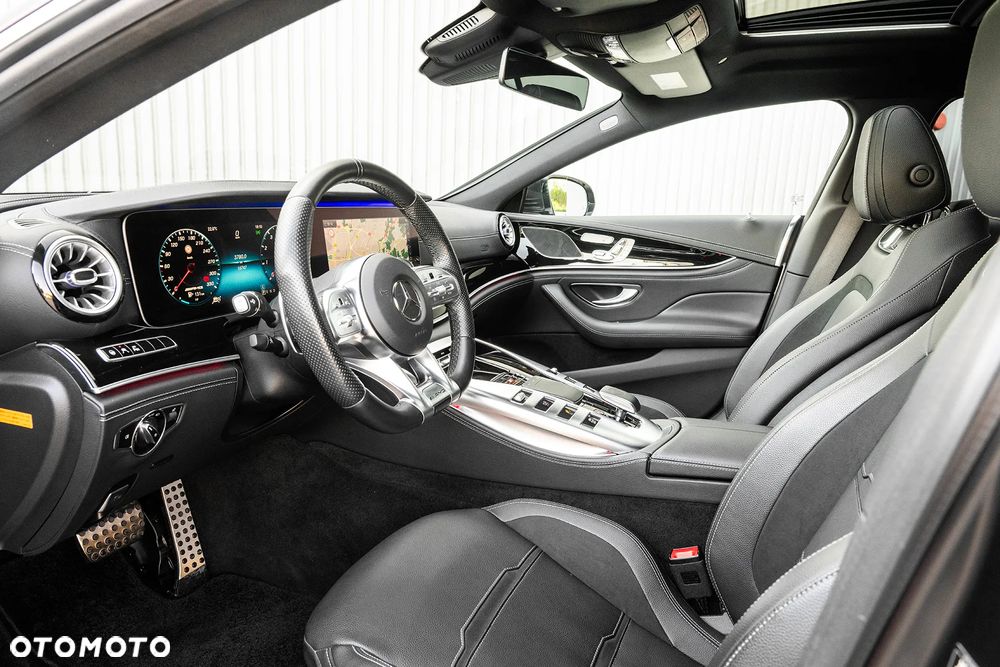 Mercedes-Benz AMG GT 43 Speedshift TCT 9G - 36