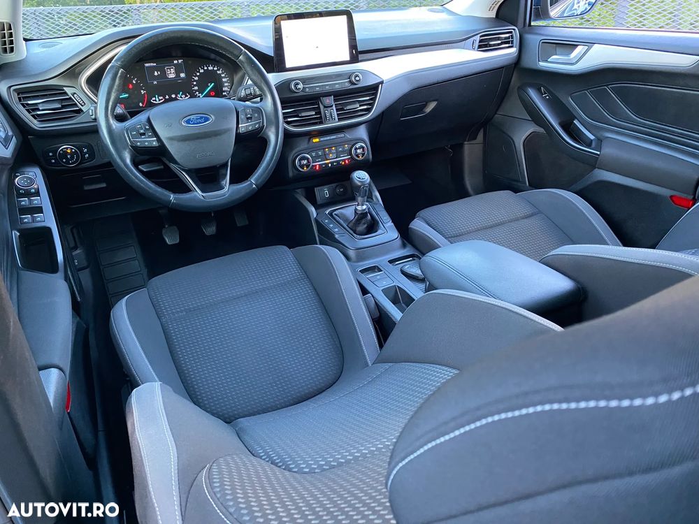 Ford Focus 1.5 EcoBlue Start-Stopp-System TITANIUM X - 2