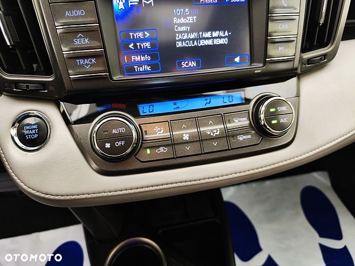 Toyota RAV4 - 30