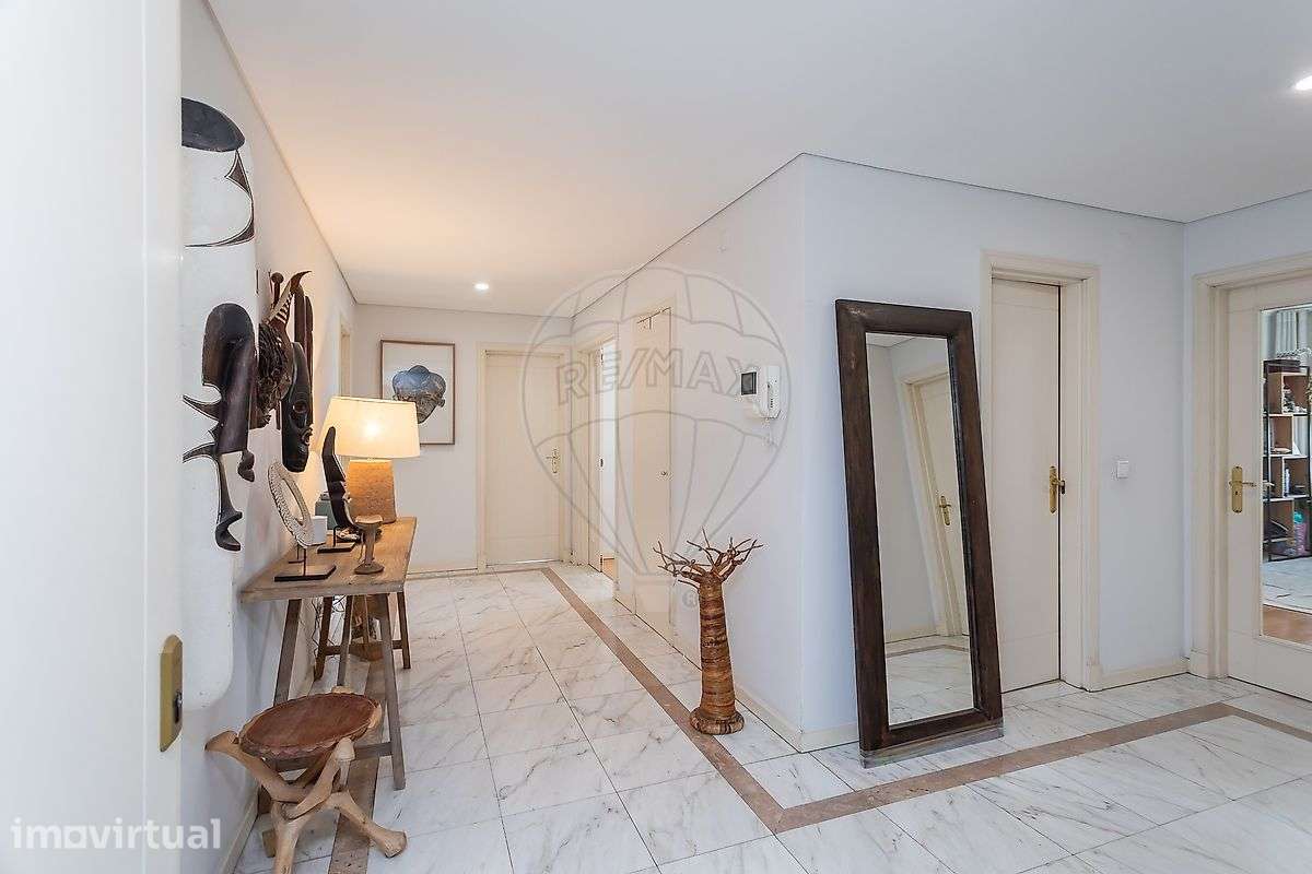 Apartamento T5 para venda - Grande imagem: 3/38