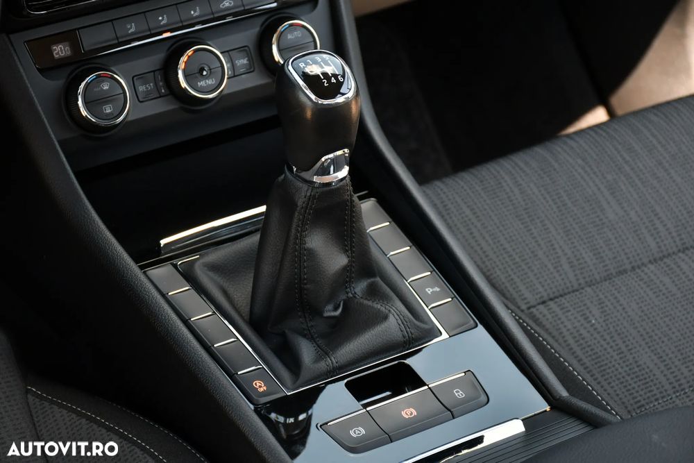 Skoda Superb 1.6 TDI Ambition - 25