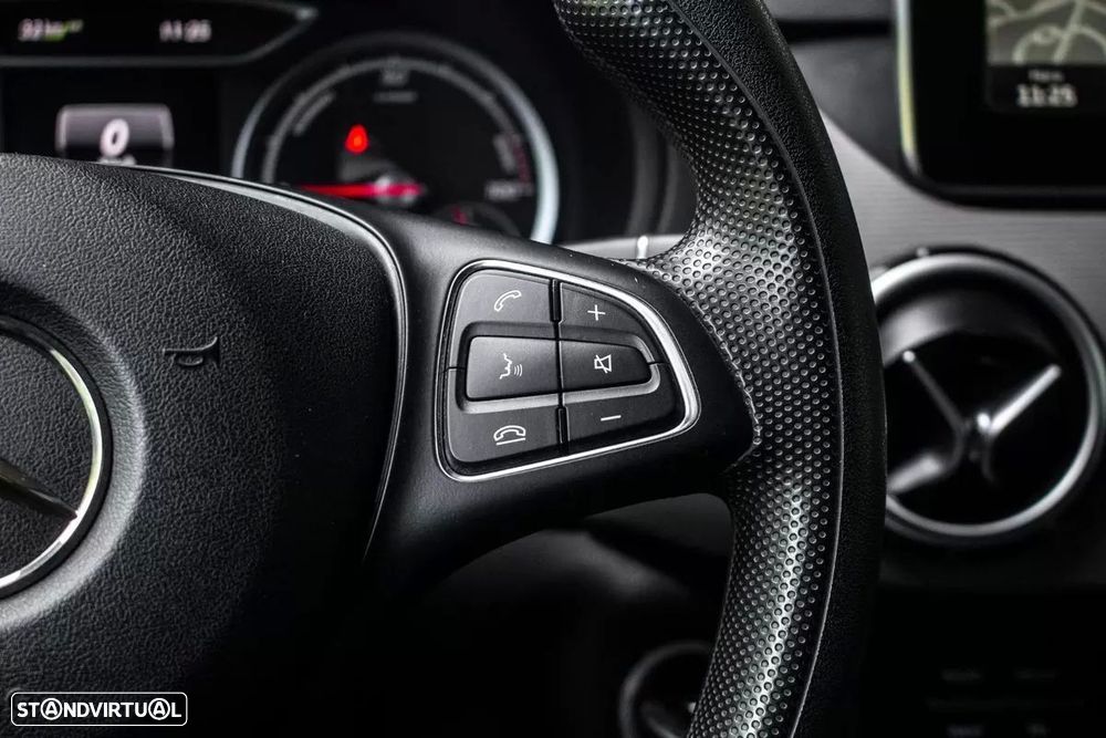 Mercedes-Benz B 250 - 15