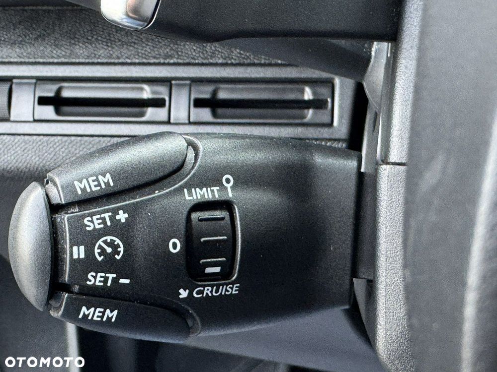 Peugeot 3008 Allure - 26