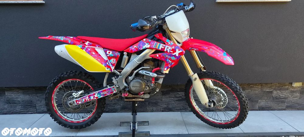 Honda CRF - 1