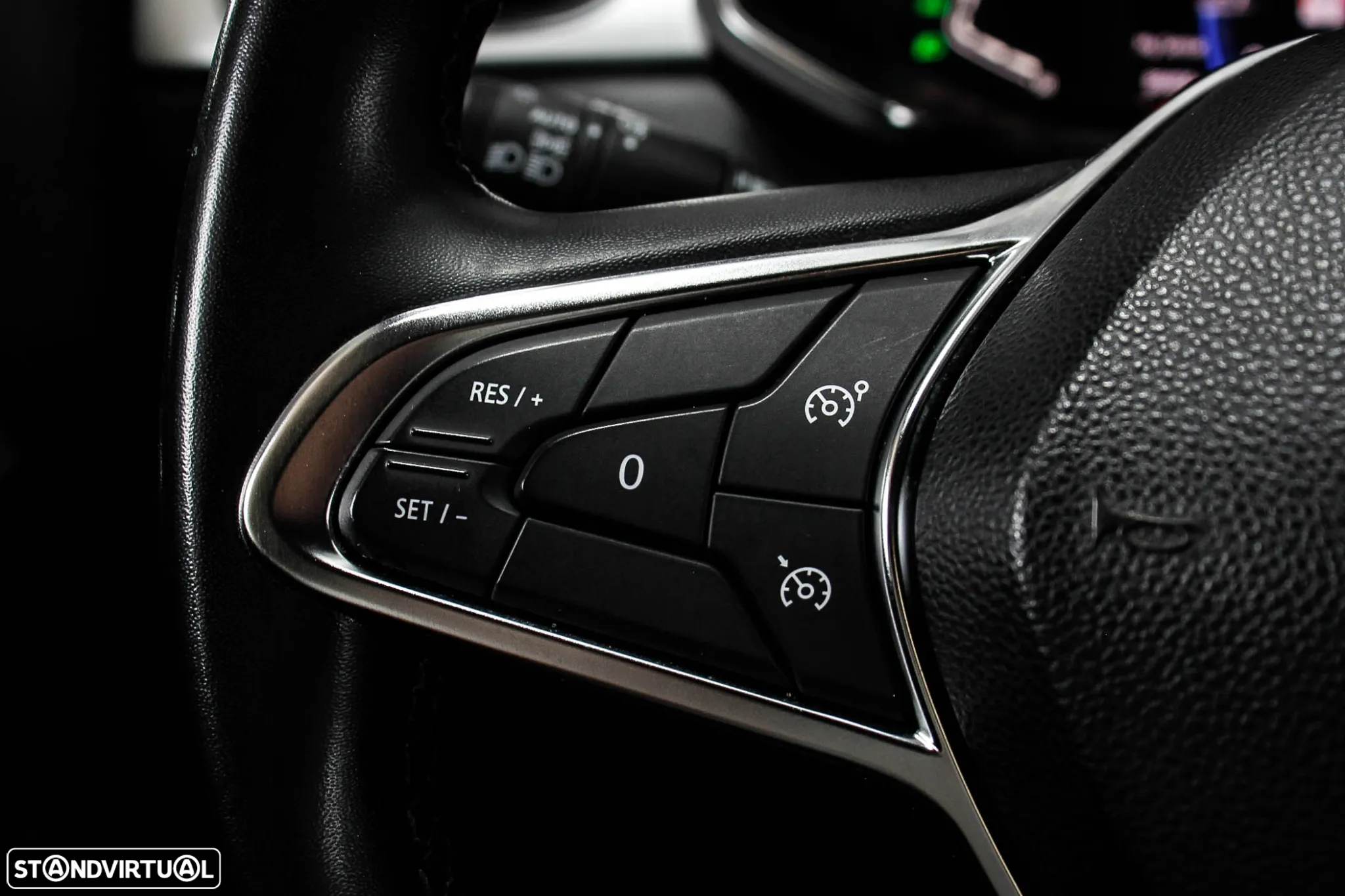 Renault Captur 1.0 TCe Intens Bi-Fuel - 33
