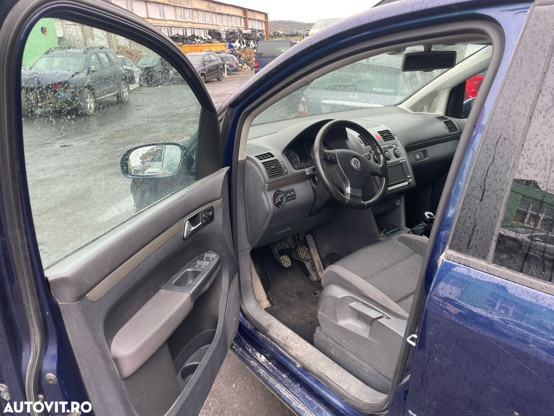Fata de usa stanga spate 1t0867211023 Volkswagen VW Touran 1 [facelif - 14
