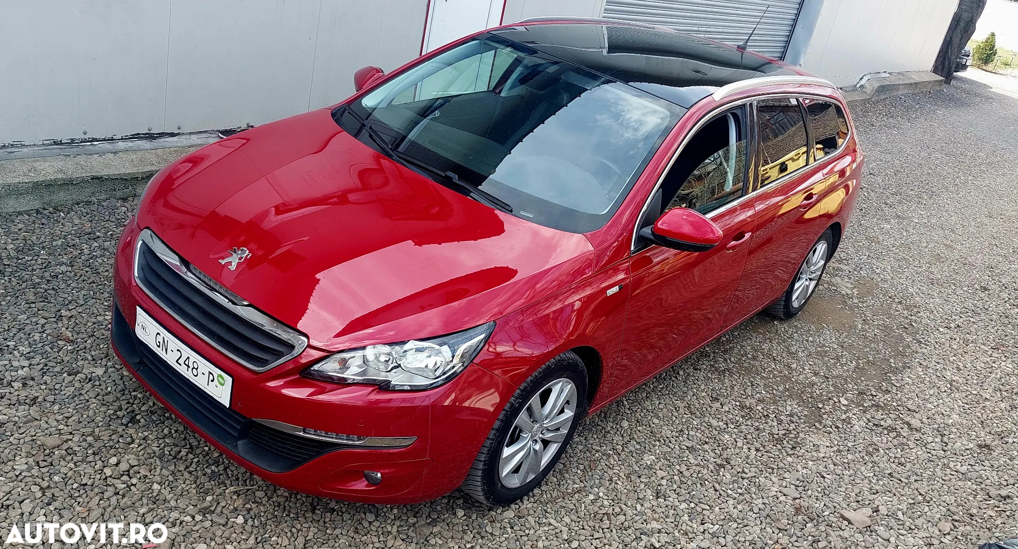 Peugeot 308 1.2 L PureTech Turbo Active - 11