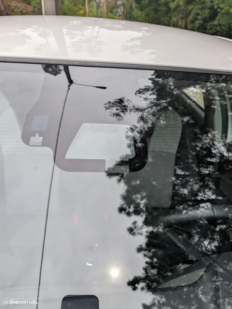 Toyota Yaris 1.0 VVT-i Comfort Plus - 27