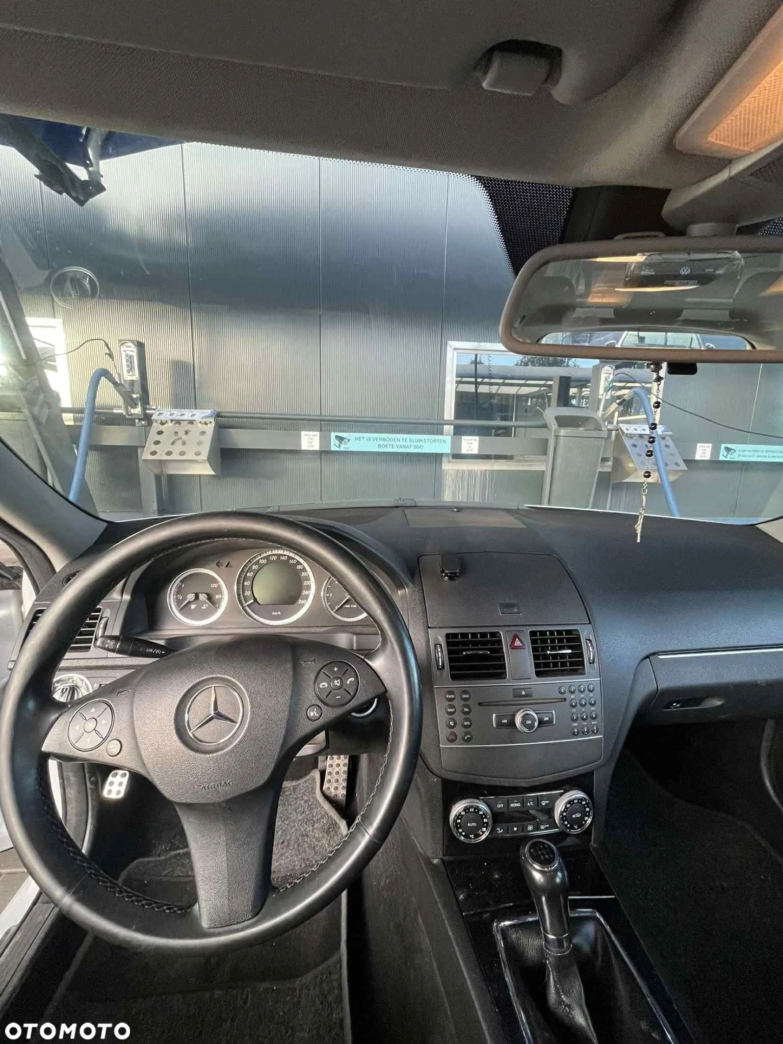 Mercedes-Benz Klasa C 180 T CDI DPF (BlueEFFICIENCY) Avantgarde - 8