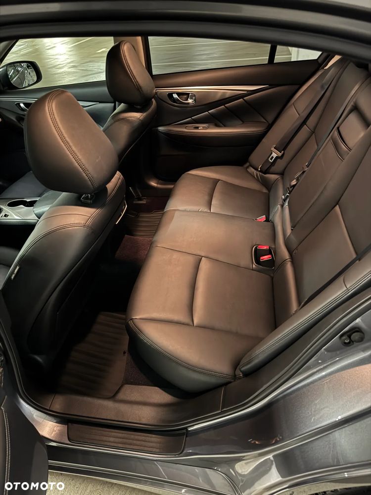 Infiniti Q50 - 13