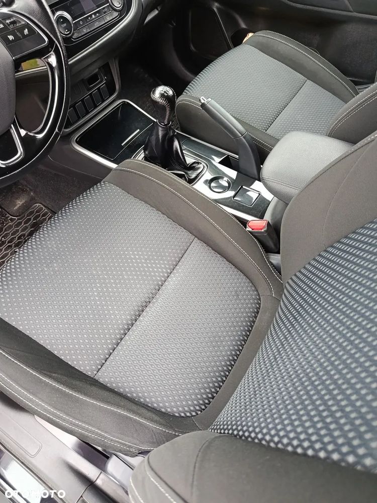 Mitsubishi Outlander 2.0 City Style 2WD - 11
