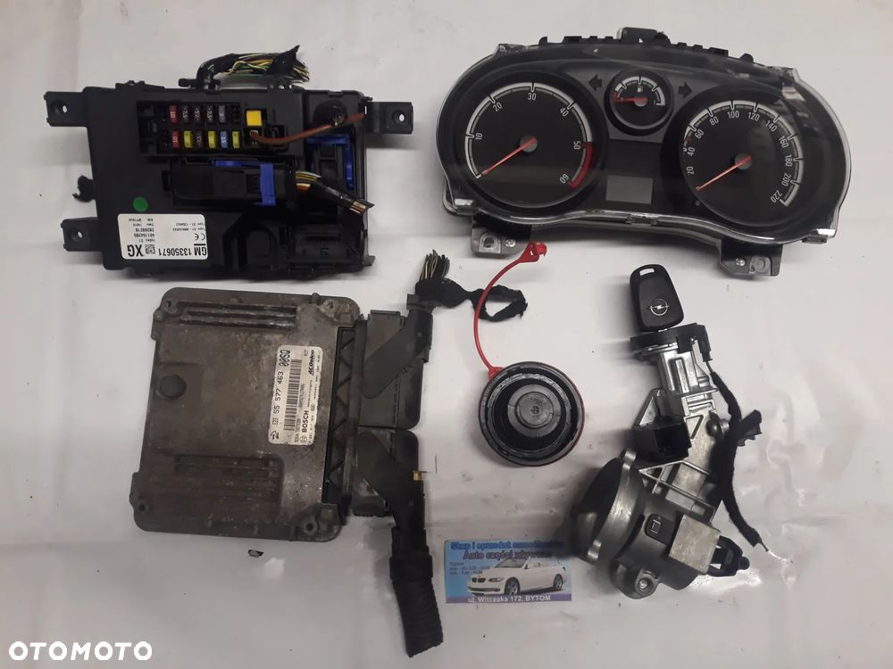 ZESTAW STARTOWY OPEL CORSA D 1,3 CDTI  STEROWNIK BOSCH  55577463 - 1