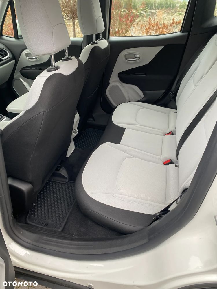 Jeep Renegade 1.0 GSE T3 Turbo Longitude FWD S&S - 8