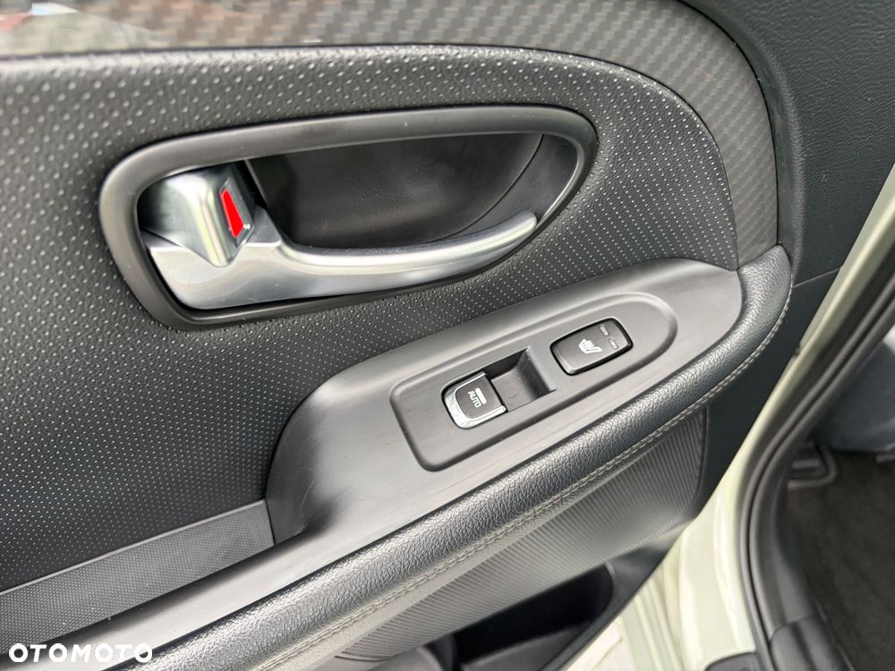 Kia Carens 1.7 CRDi Business Line 7os 7DCT - 29
