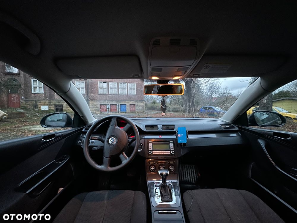 Volkswagen Passat 2.0 TDI DPF Comfortline DSG - 5