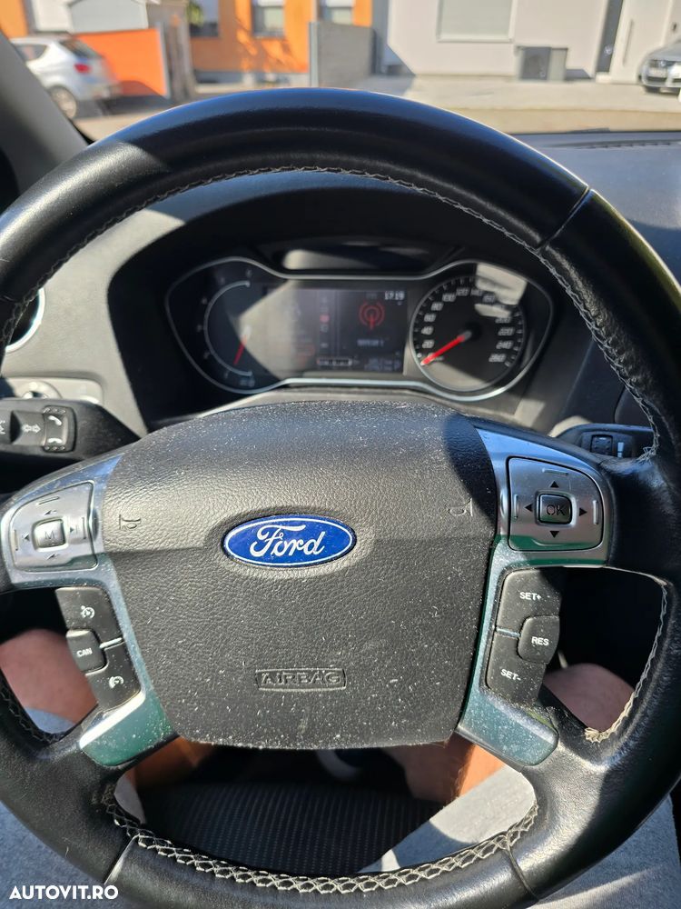 FORD Mondeo 2013 — imagine 18