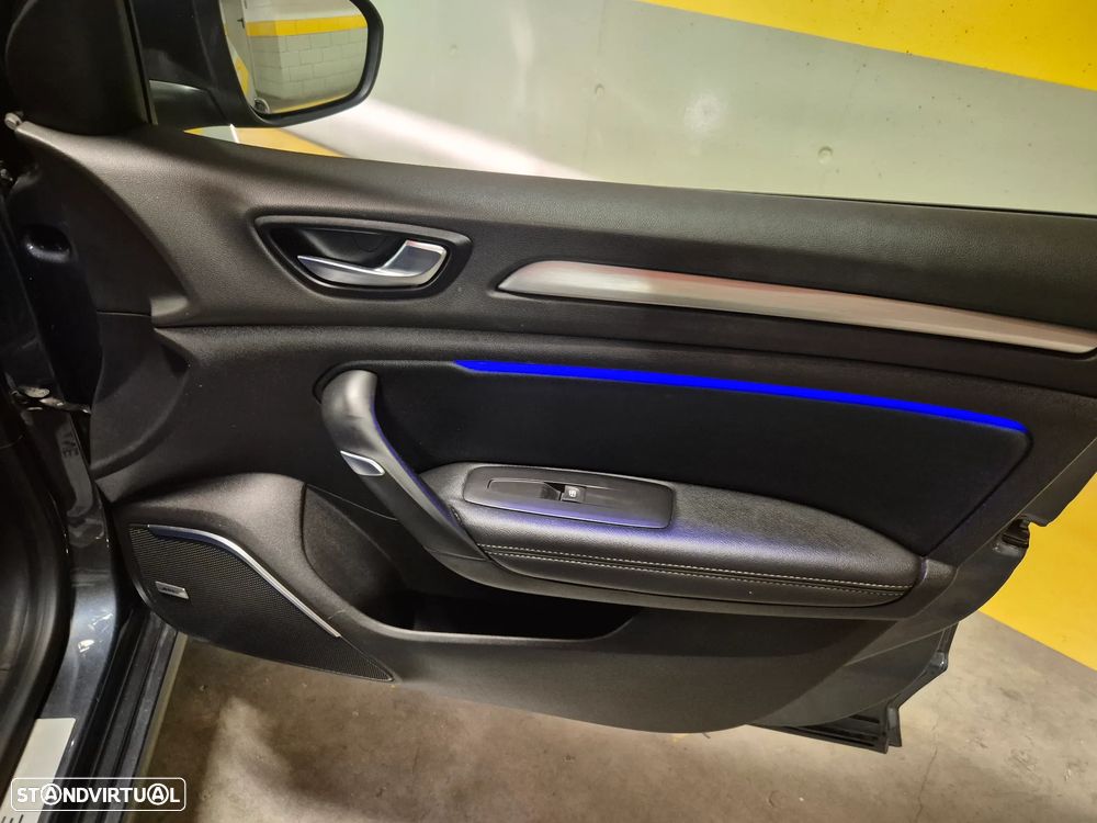 Renault Mégane Sport Tourer 1.2 TCE Bose Edition EDC - 39