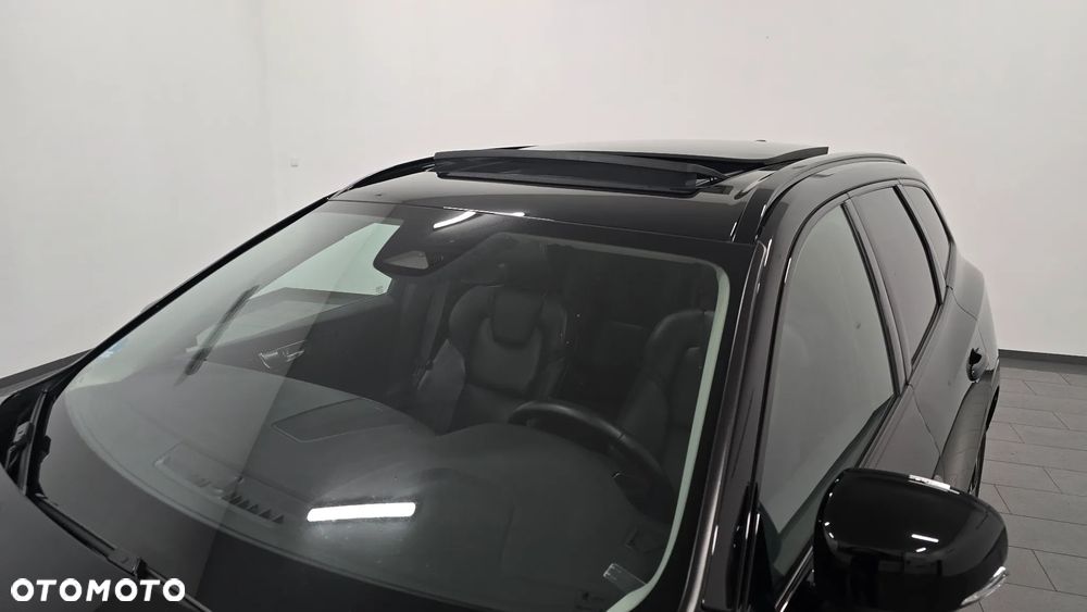 Volvo XC 60 B4 D Plus Dark - 11