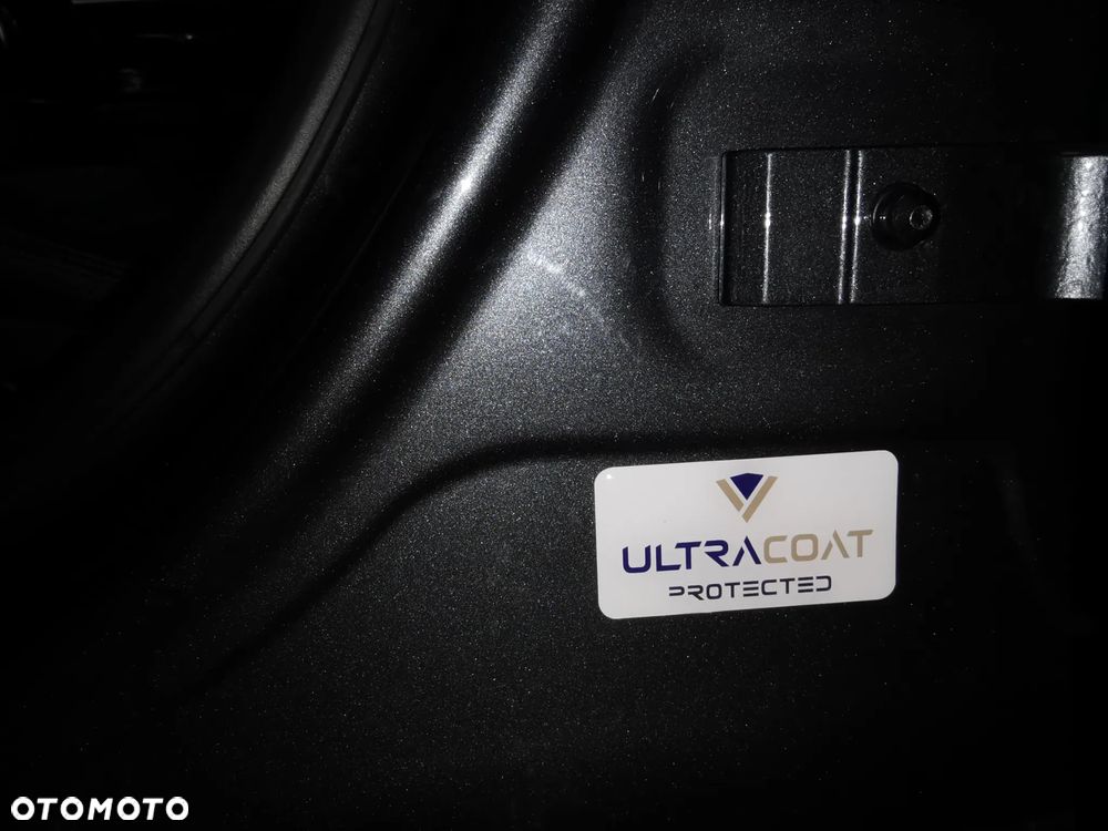 BMW Seria 3 330i xDrive Luxury Line - 25