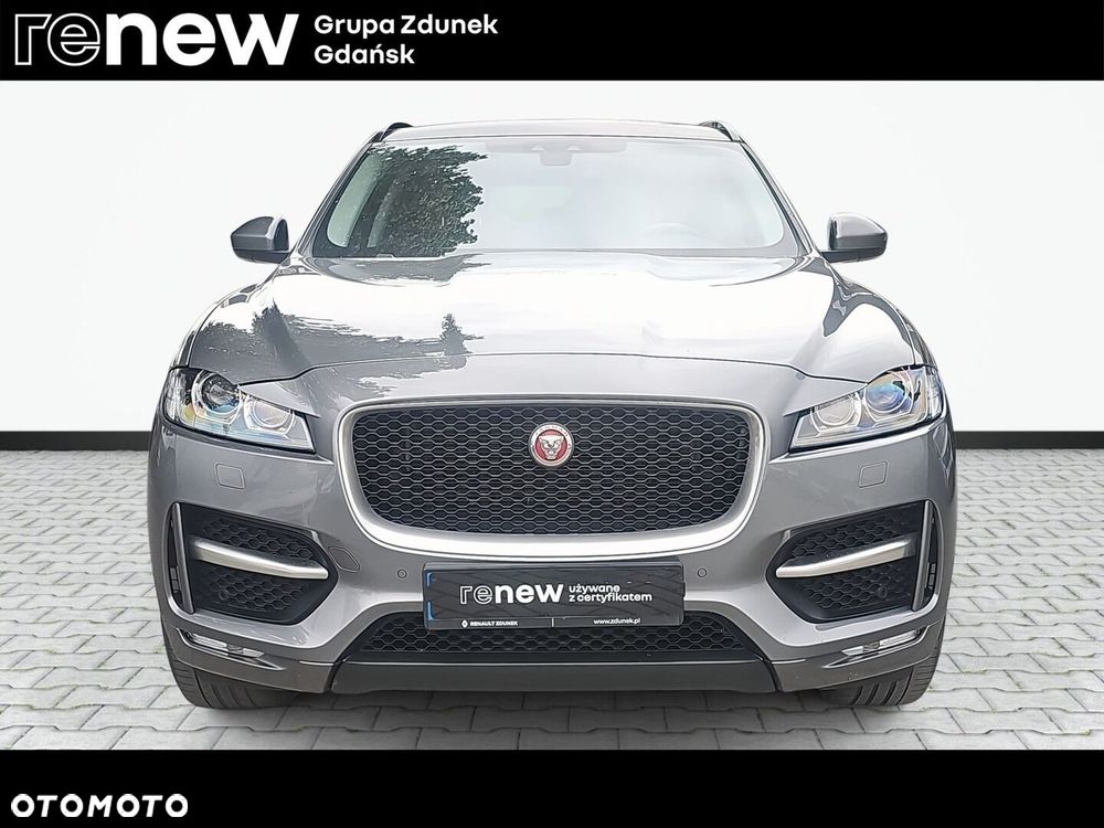 Jaguar F-Pace - 5