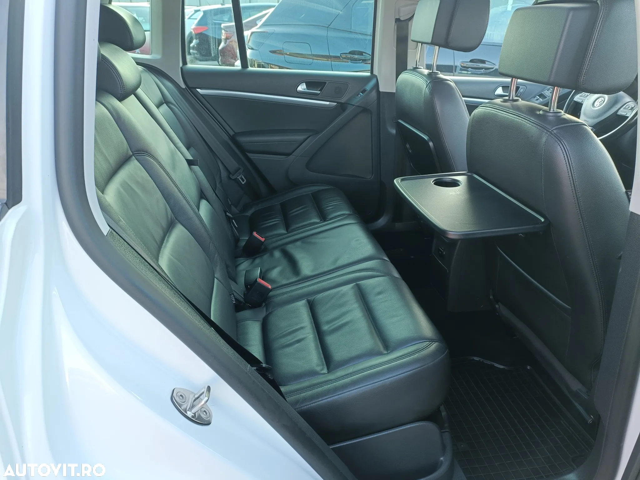 Volkswagen Tiguan 2.0 TDI DPF 4Motion BlueMotion Technology DSG Exclusive - 20
