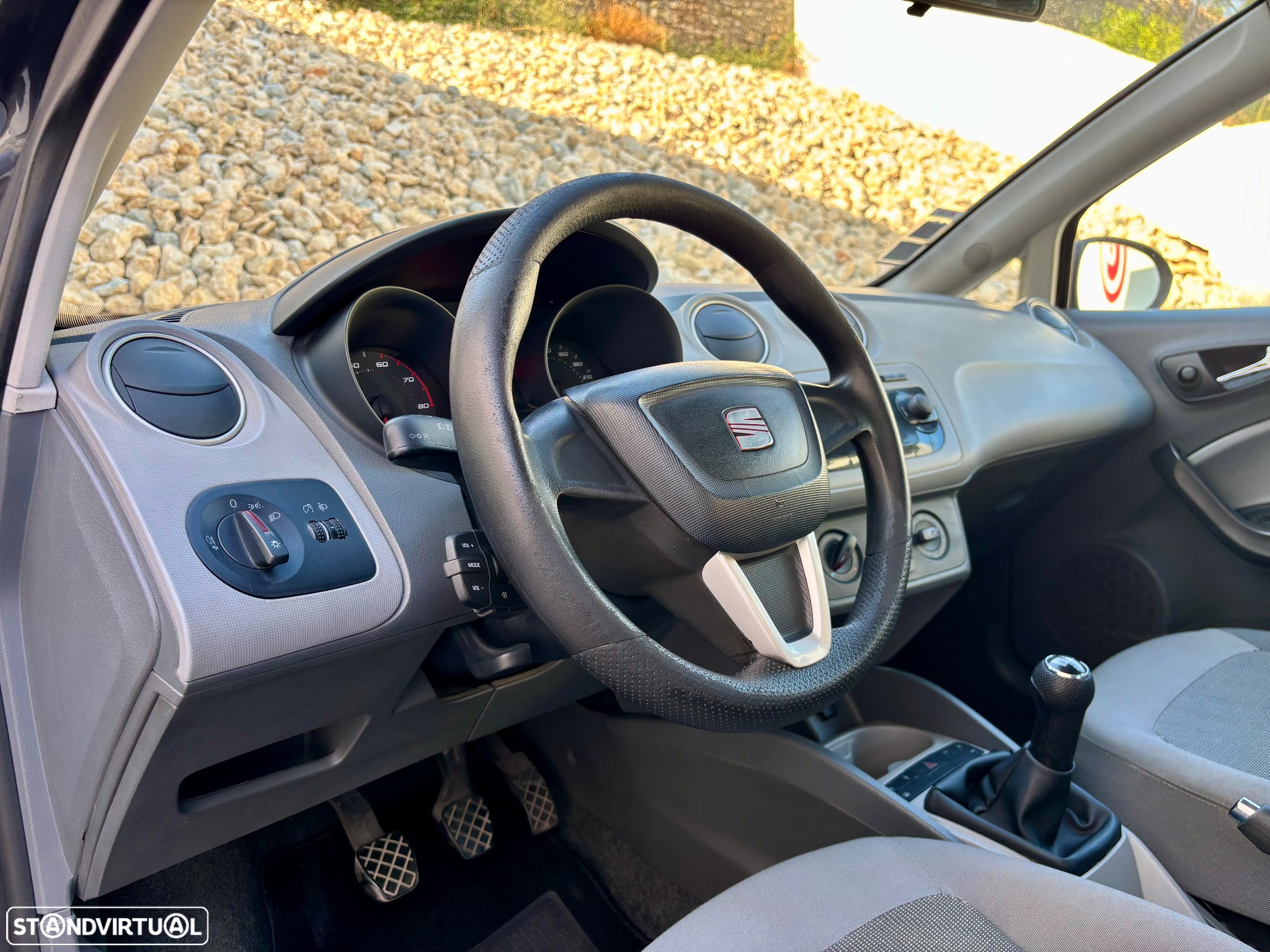 SEAT Ibiza 1.2 12V Reference - 26