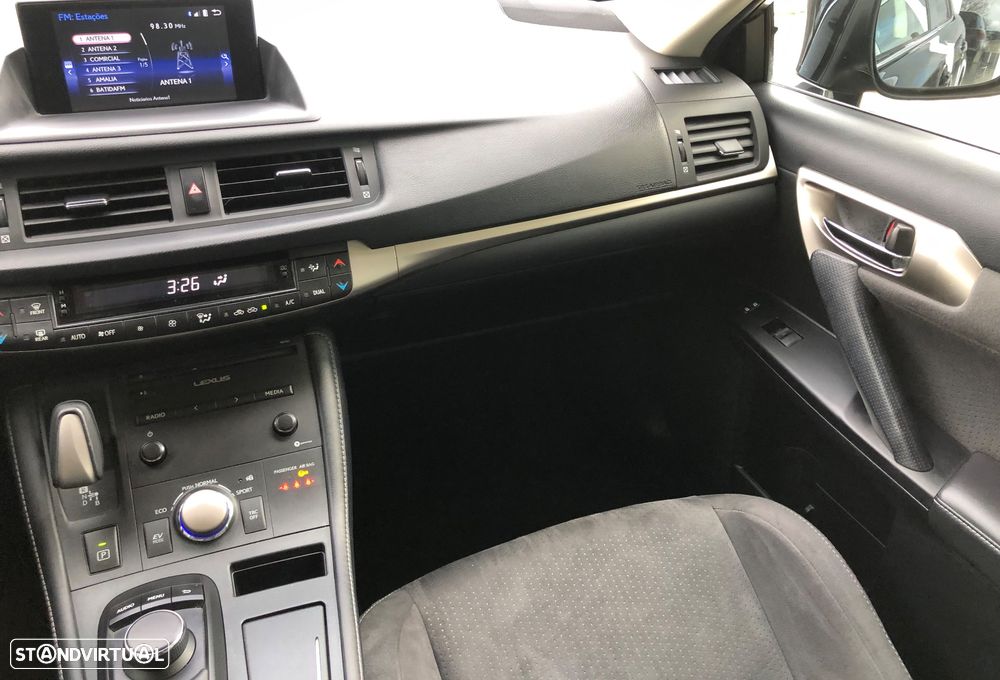 Lexus CT 200h Executive - 23