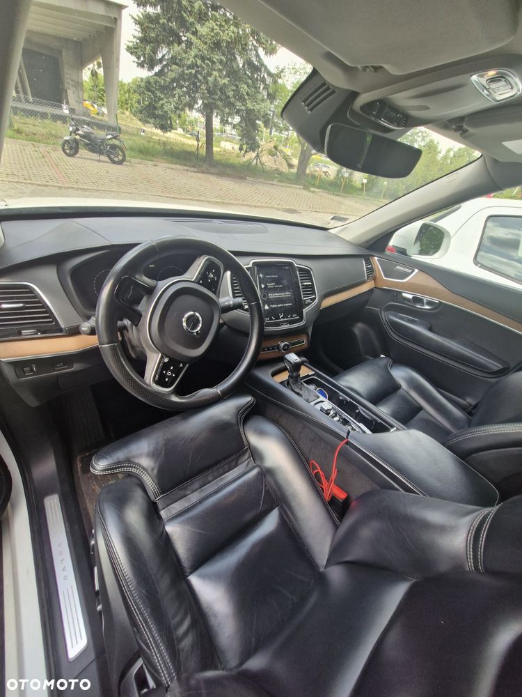 Volvo XC 90 - 4