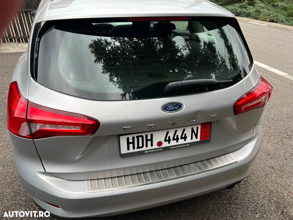 Ford Focus 2.0 EcoBlue Titanium Business - 37