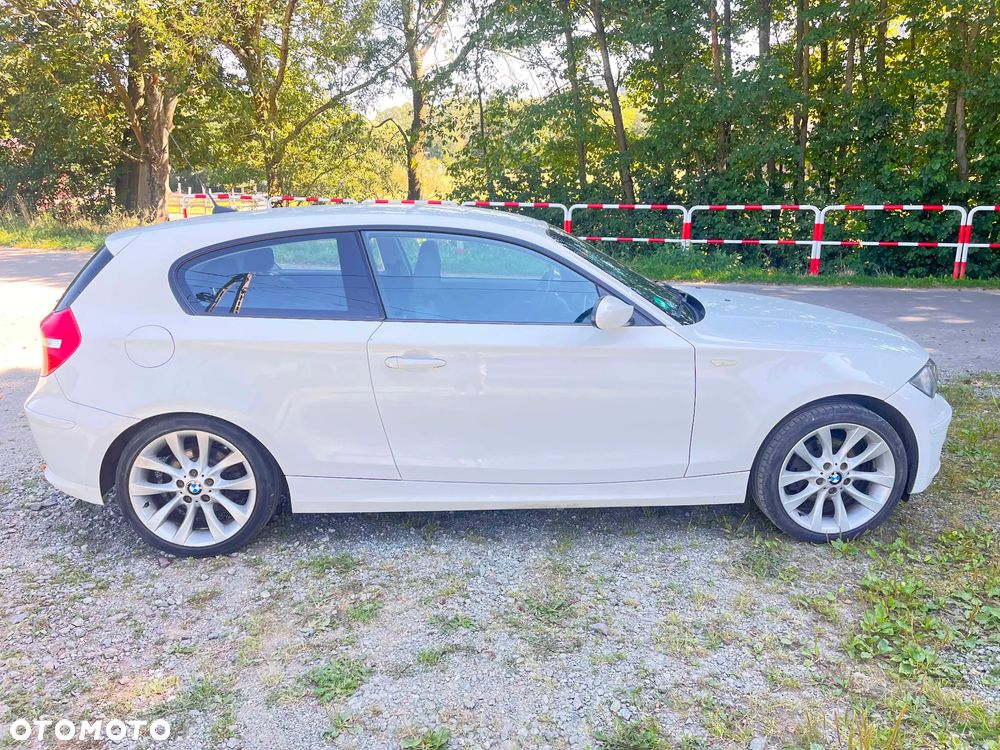 BMW Seria 1 120i - 3